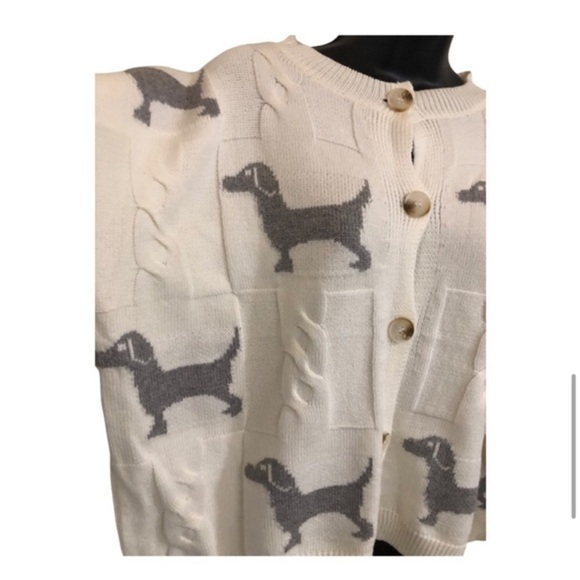 Cream & gray dachshund puppy dog print adorable cardgian sweater size medium new - Picture 7 of 10